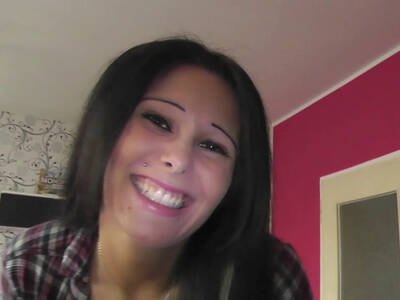 Geile Wixx-Anleitung sie fingert sich bis zum heftigen Orgasmus